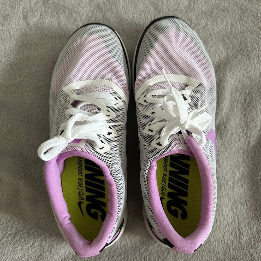 nike running shoes size 8